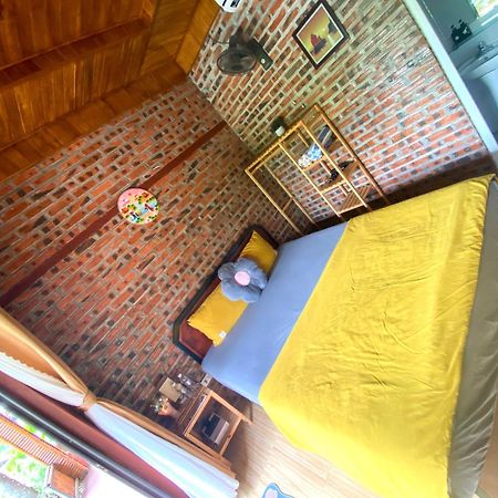 D&D Riverside Homestay Xuan Son Eksteriør billede