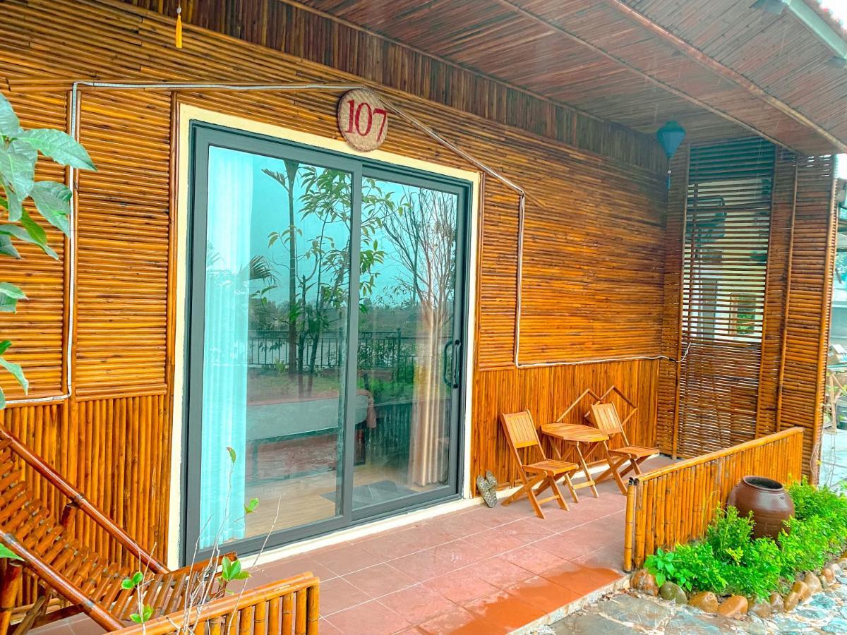 D&D Riverside Homestay Xuan Son Eksteriør billede