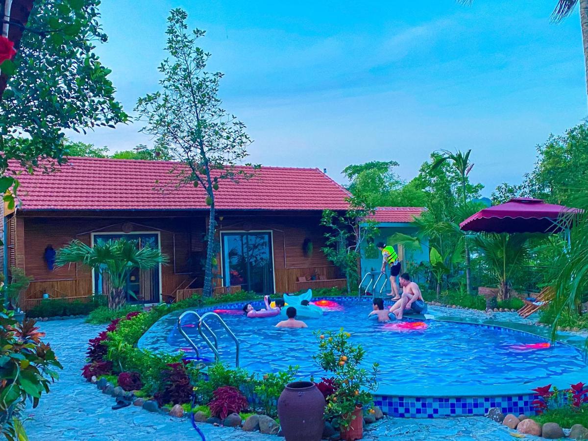D&D Riverside Homestay Xuan Son Eksteriør billede