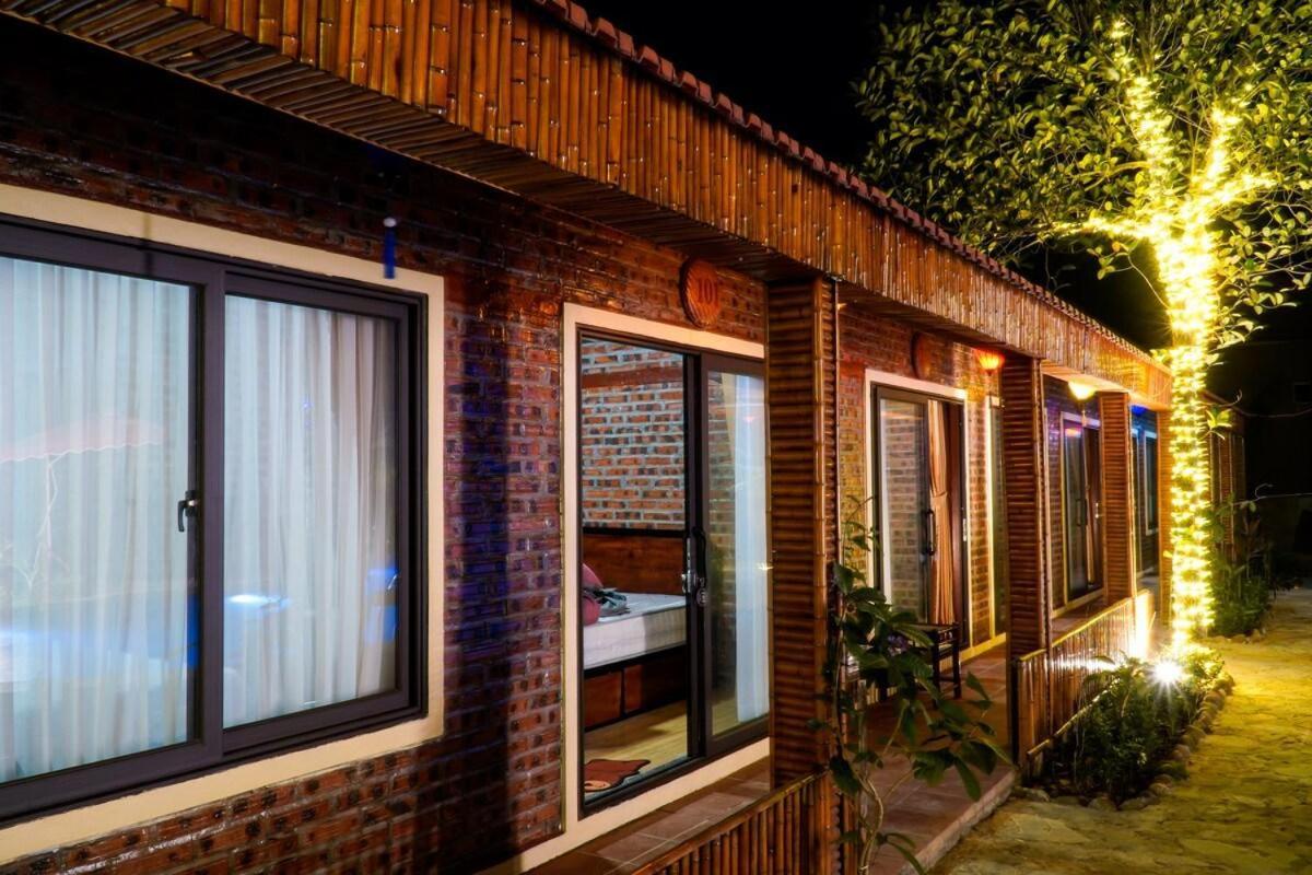 D&D Riverside Homestay Xuan Son Eksteriør billede