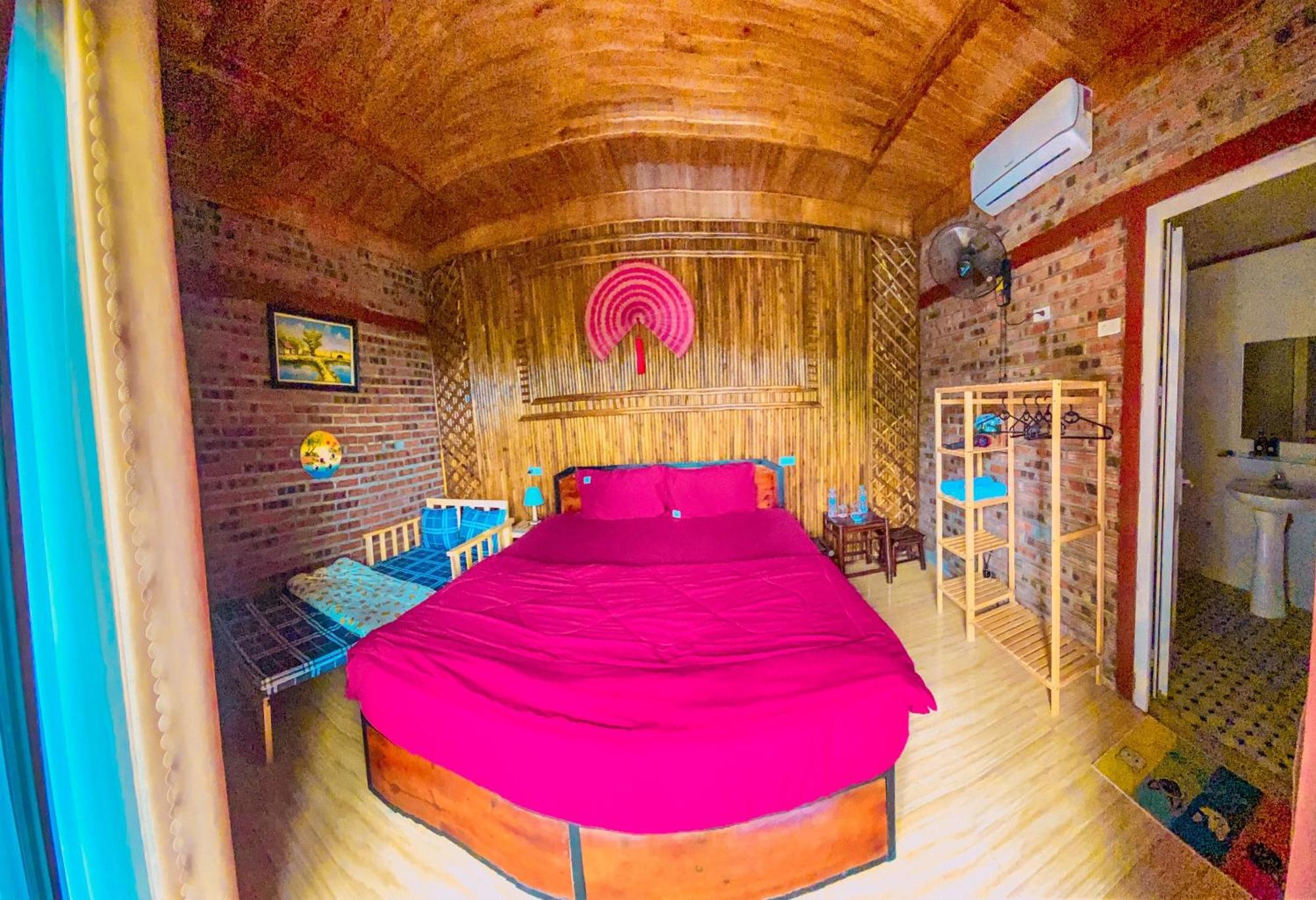 D&D Riverside Homestay Xuan Son Eksteriør billede